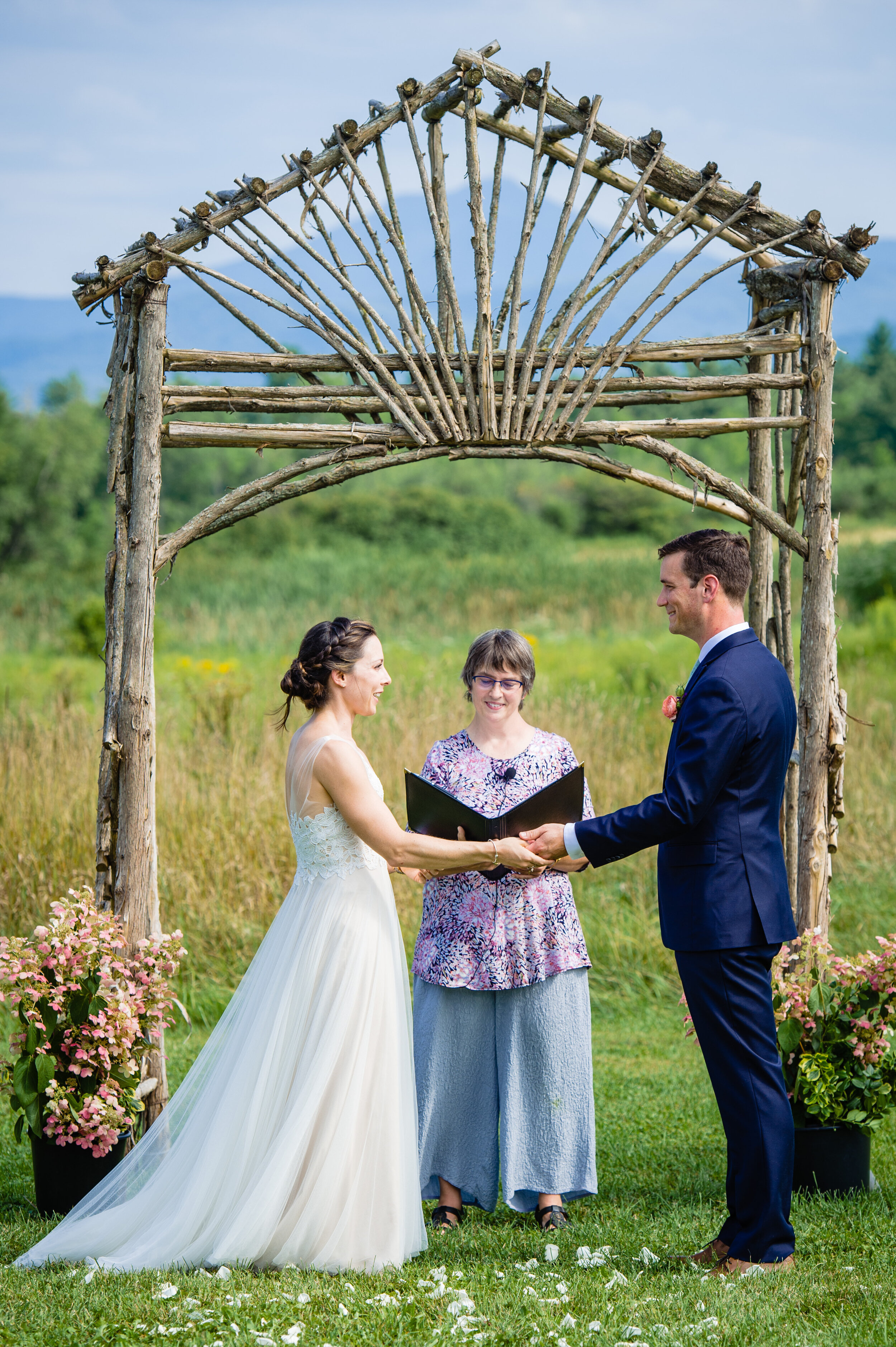 What a summer-in-Vermont backdrop! Photo: Angela Stevens, Juniper Studios